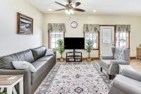 Amish Country Near Shipshewana: Patio & Grill! - Homestays