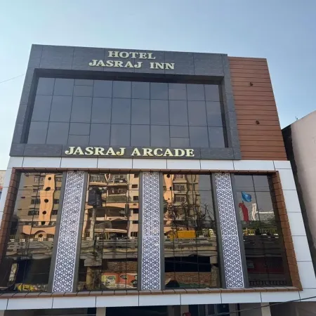 Hotel Jasraj Inn