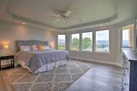 Manson Villa w/ Hot Tub ~ 1 Mi to Wineries! - Wifi