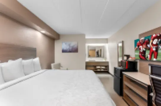 Red Roof PLUS+ Chicago - Hoffman Estates