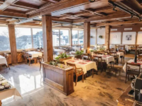 Grichting Hotel & Serviced Apartments Hotels in Leukerbad