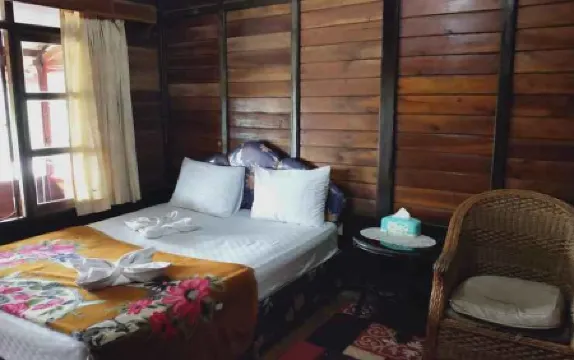 Villa Marindu and Glamping