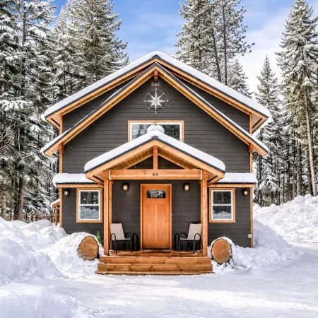 Compass Cabin 2 Bedroom Homeby NW Comfy Cabins by RedAwning