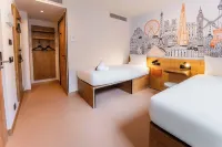 easyHotel Valencia Ciutat Vella