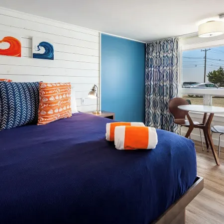 Breakwater Hotel