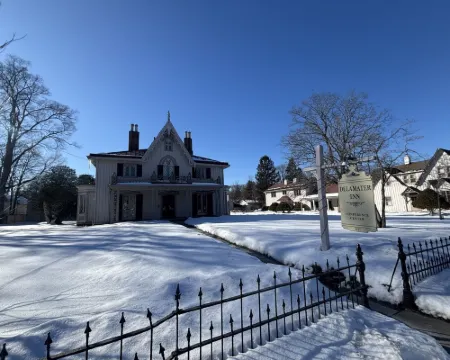 Beekman Arms and Delamater Inn Hotels in Rhinebeck