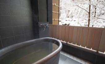 Ooedo Onsen Monogatari Premium Iwatehanamaki