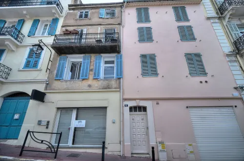 Moderne 2 pi Ces C ur du Quartier Suquet A1b261 - 2-Star