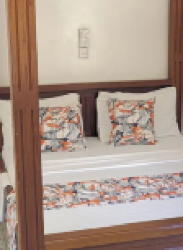 Manyatta Azure Boutique Hotel فنادق في 