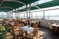 GRAND HOTEL ONTUR ÇEŞME - Breakfast