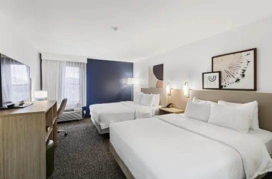 Spark by Hilton Abingdon I-81 Near Fairgrounds