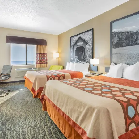Super 8 by Wyndham Kokomo