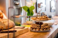 Avital Hotel