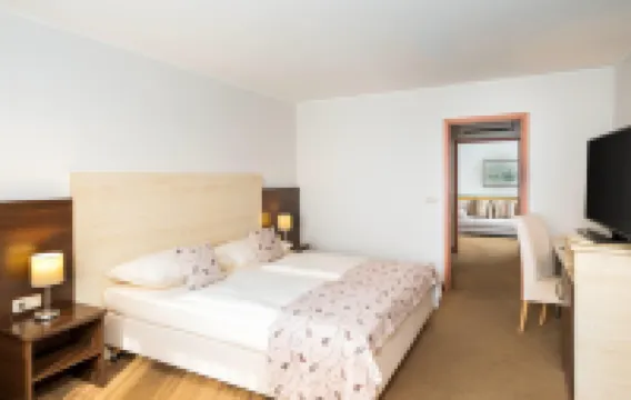 คิว โรงแรม, ทรademark คอลเลกชัน บาย วินด์แฮม