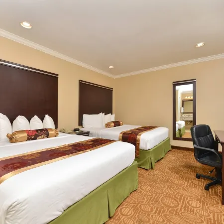 Rodeway Inn San Diego Near Sdsu Отели рядом с достопримечательностью «Стадион SDCCU»