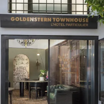 Goldenstern Townhouse