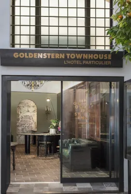 Goldenstern Townhouse