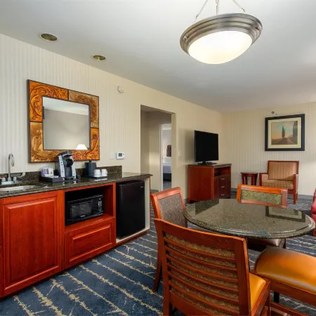 Hilton Garden Inn Milwaukee Northwest Conference Center