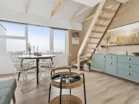 "Roger" - 400m from the Sea