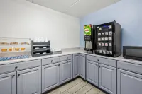 Super 8 by Wyndham Kingsport /I-81 - 朝食