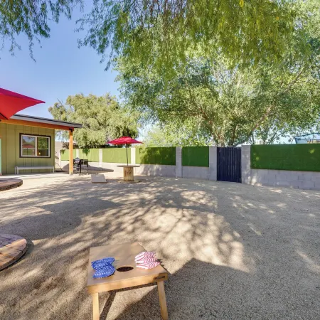 Outdoor Space, Near Everything: Glendale Getaway!