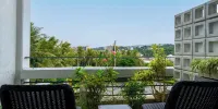 Palace in Moon Beach - Mountain view