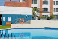 Residence on Langley Park - Pools