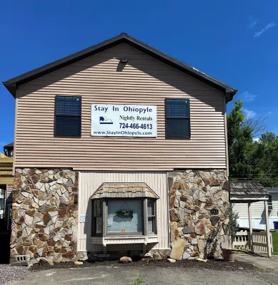Stay In Ohiopyle, Hot tub & Pool Table - Closest to the GAP trail - 3-Star