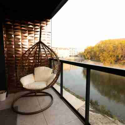 Riverside Premium Apart with Oder Views Others