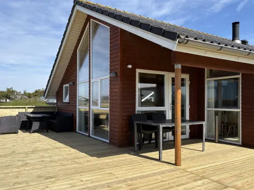 "Cristine" - 400m from the Sea