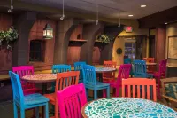 Castaway Bay by Cedar Point Resorts - sarapan