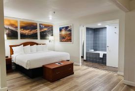 Days Inn by Wyndham Bishop