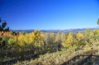 Mountain Views + Hot Tub: Airy Forest Escape! - parking
