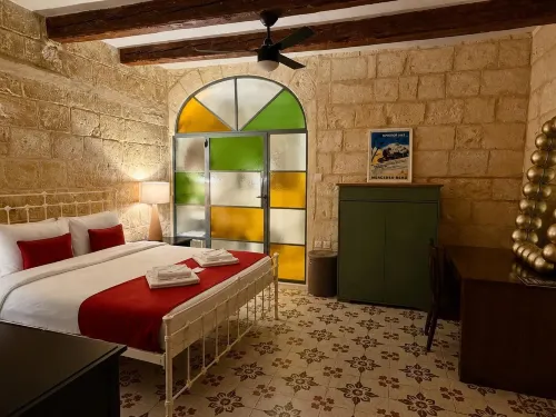 مولبيري سويتس