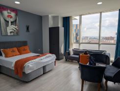 Zoom Hotel