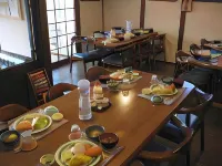 Yufuin Country Road Youth Hostel - sarapan