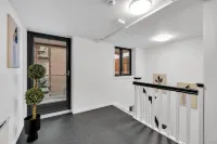 70 Degrees North City Apartments