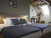 Les Grands-Aulnais Hotels in Mayenne