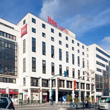 Ibis Paris Pantin Église