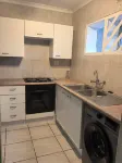 Charming 2-Bedroom Apartment in Johannesburg South - Homestays