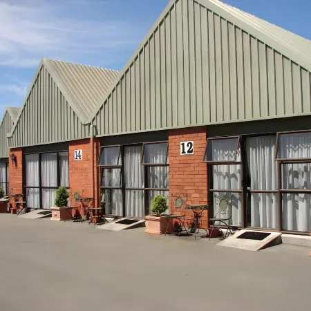 193 Aorangi Manor Motel