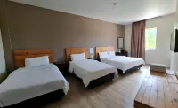 Sg. Paka Hotel - parking