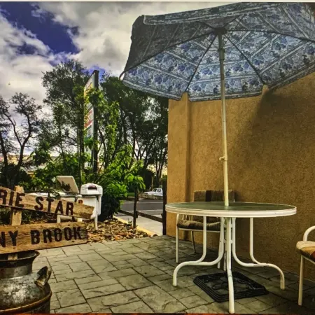 Cowboy Country Inn
