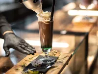 宜必思尚品薩拉熱沃酒店 - 酒吧