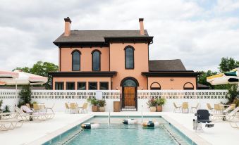 Salt Ranch Hotel (Nashville) - 2026 Prices, Reviews & Deals | Trip.com