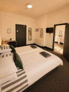 Inviting a Double Room for Business or Leisure