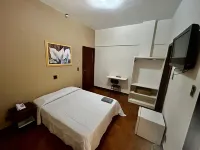 Hotel Jaú - Bãi đậu xe