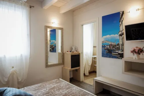 Piccola Venezia Room
