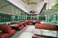 Holiday Inn MANCHESTER AIRPORT by IHG - Quầy bar