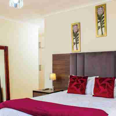 Luxurious Private Villa With Pool Near Sam Levy's Village Rooms